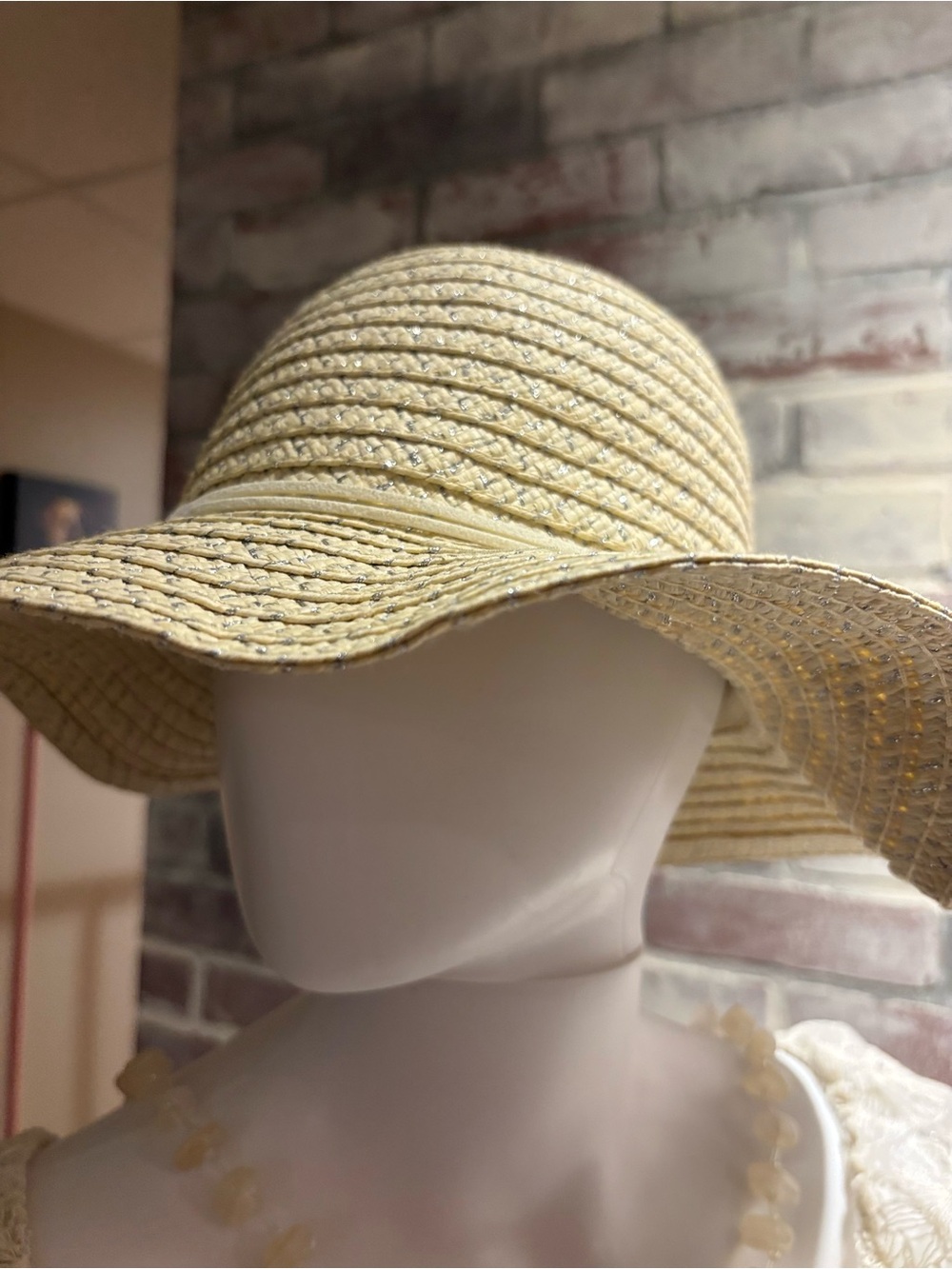 Capelli of New York Beige Straw Hat with Silver Threading - Picture 5 of 8